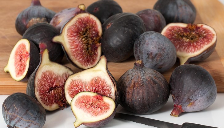 Пресният и сушен плод осигурява важни витамини и минерали за здравето Пресният и сушен плод осигурява важни витамини и минерали за здравето