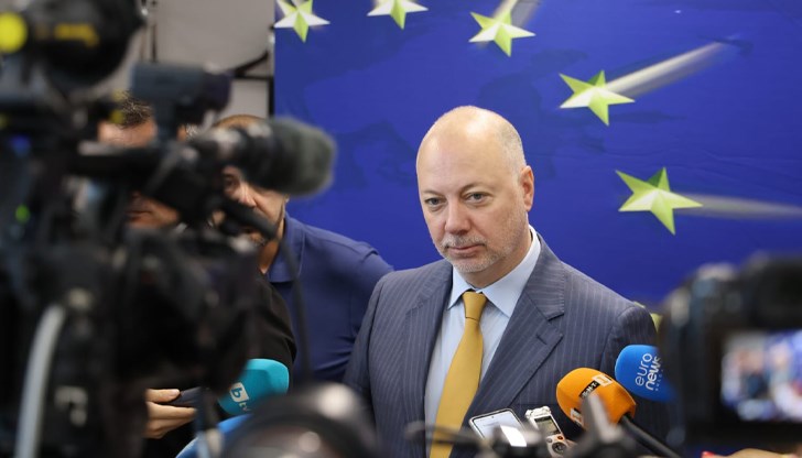 Премиерът Желязков обяви решението от трибуната на ООН в Ню Йорк Премиерът Желязков обяви решението от трибуната на ООН в Ню Йорк