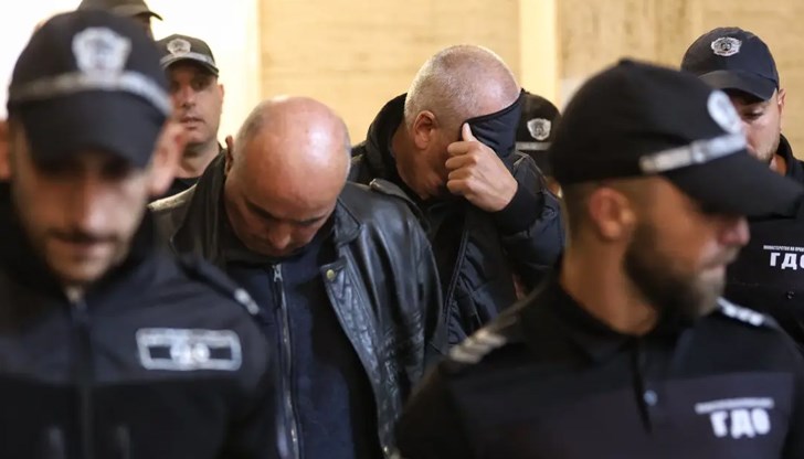 Софийският градски съд реши да задържи под стража бившите служители на Автомобилна администрация Георги Георгиев и Борис Борисов