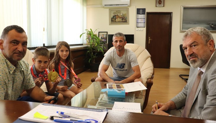 Спортистите спечелиха медали на международния турнир President Cup в Сърбия Спортистите спечелиха медали на международния турнир President Cup в Сърбия