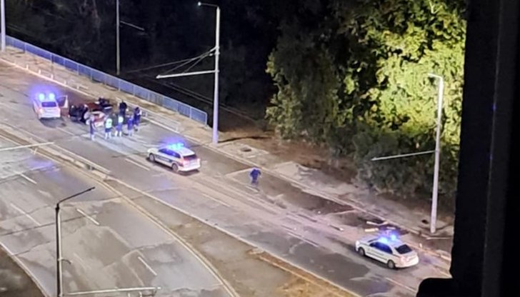 19-годишен без книжка шофирал, 16-годишният му спътник е с фрактура