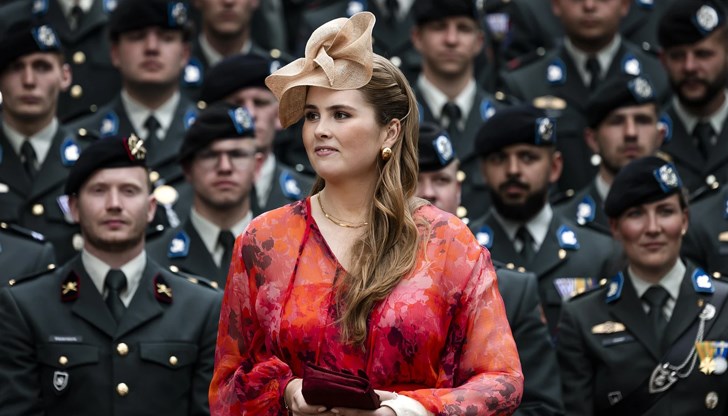 Наследничката на холандския трон ще съчетава военното обучение с университетските си занимания