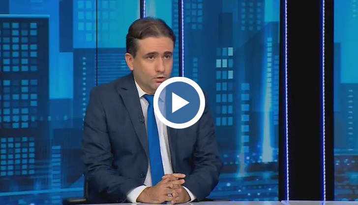 Съпредседателят на "Да, България" критикува зависимостите от Пеевски в управлението