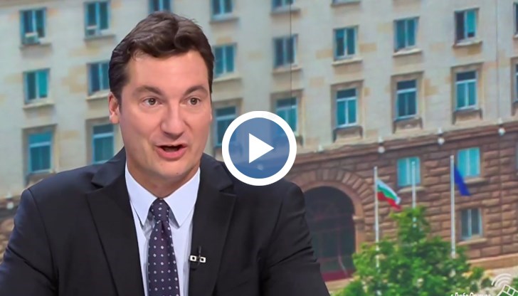 Според него Пеевски и Борисов контролират съдебната система