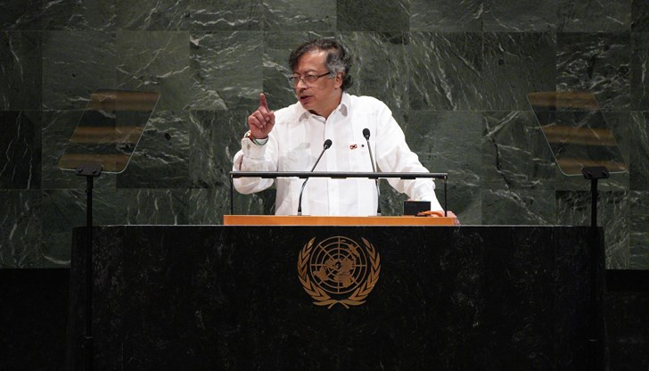 Държавният департамент обвини Густаво Петро, че е подбуждал американски войници към неподчинение по време на протест в Ню Йорк