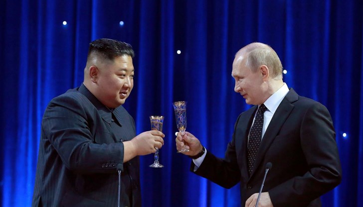 Двамата лидери се срещнаха в Пекин Двамата лидери се срещнаха в Пекин