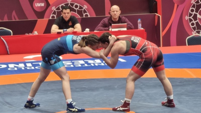 Българската състезателка отстъпи с 2:3 точки срещу Амина ТанделоваБиляна Дудова