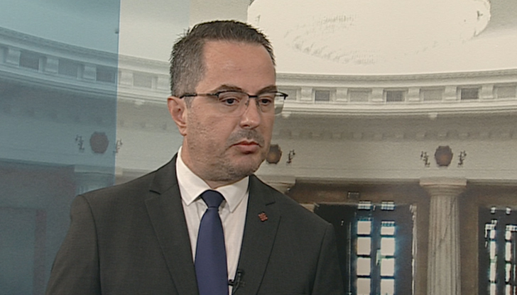 Възраждане се бори по всякакъв начин управляващите да си отидатНародът