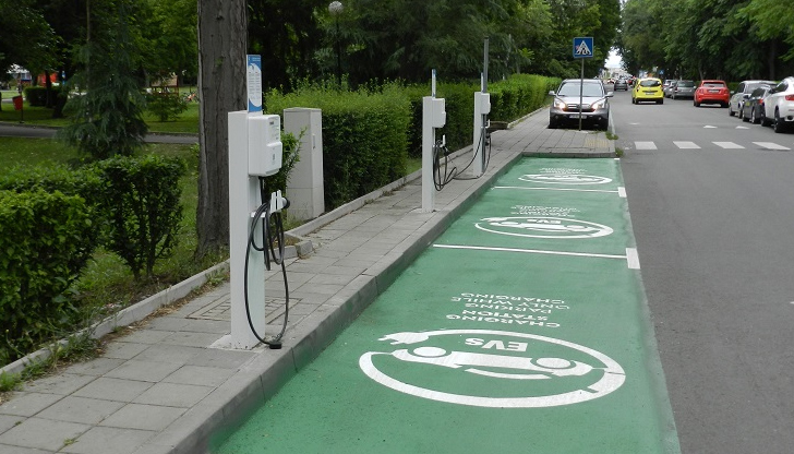 След година колите със зелен номер трябва да достигнат 30