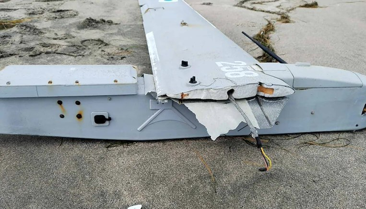 Дронът на плажа край Солниците в Бургас не е опасен,