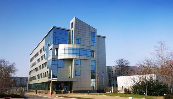 Обслужването на гише ще бъде преустановено за три часа и