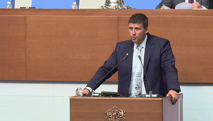 Управляващи и опозиция призоваха за строги наказания за нападателите, но