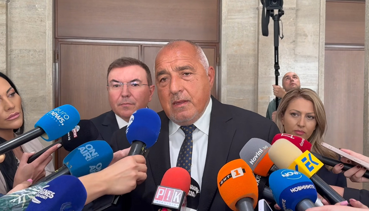 Посещението в Китай не било скандал, а част от голямата