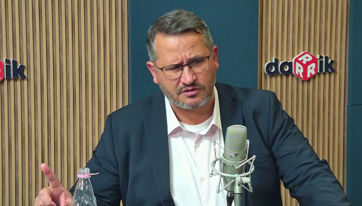 Делян Пеевски умира от страх, че Таки ще му пръсне