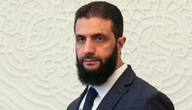 Ахмад аш-Шараа пристигна във Вашингтон на официална визитаПрезидентът на Сирия