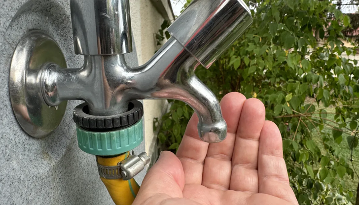 Първият нов сондаж е готов, а ремонтите на ВиК мрежата