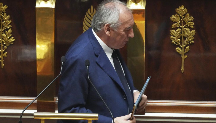 Байру става вторият френски премиер, отстранен в рамките на една