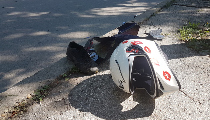 Младият мъж е управлявал нерегистриран мотор и се е ударил