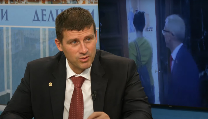 Депутати от ГЕРБ ми казват, че Пеевски превзема партията им.