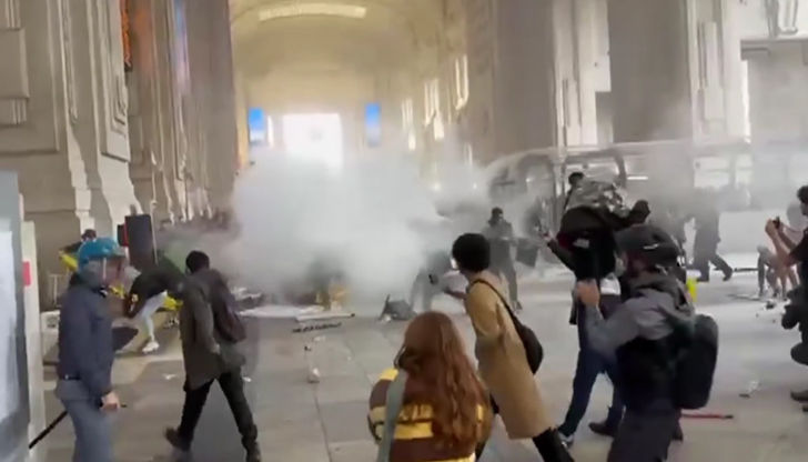 Десетки са ранени при сблъсъци на пропалестински демонстранти с полицията