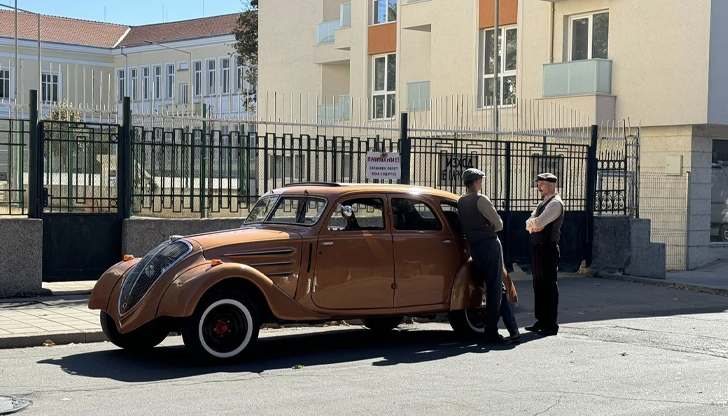 Ограниченията започват от петък и ще продължат до 8 октомвриВъв