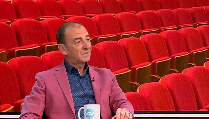 Актьорът ще води първия си клас в Бургас и обещава