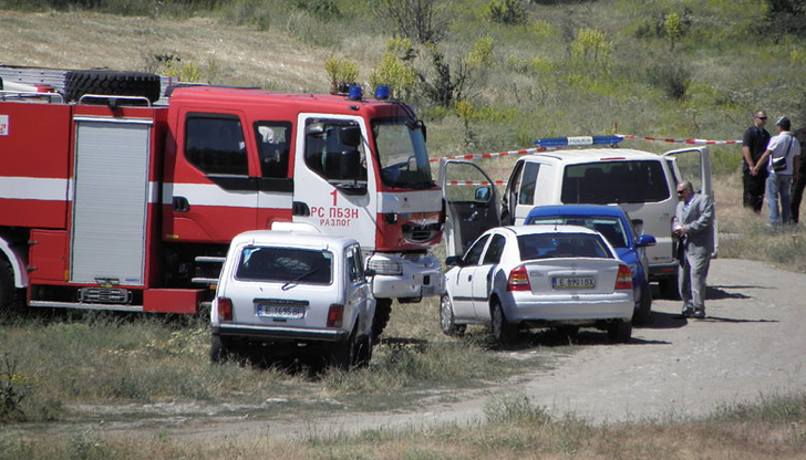 МВР разследва обстоятелствата около самоубийството на родители и сина им,