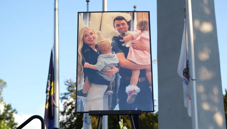 Turning point USA има подразделения в над 800 университетски кампуса