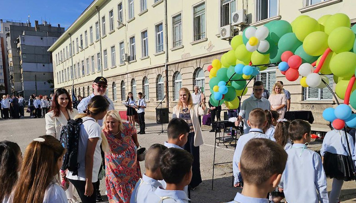 Председателят на Окръжния съд призова учениците да бъдат смели в