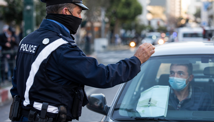 От джапанки и сенници до пазарски чанти и кафе на