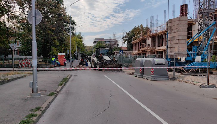 Изграждат повдигнато кръстовище край училището, срокът за завършване е 30