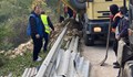 Активно укрепват пътя Русе - Бяла край село Обретеник