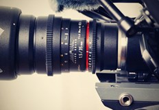 Двама от водещите български фотографи ще споделят опита си с