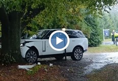 Актьорът обясни във видео че е бил засечен на пътяАктьорът