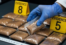 Френските власти осъдиха 50 годишния мъж на 5 години затвор и