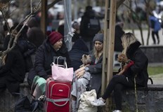 Земетресението с магнитуд 6 1 по Рихтер разруши четири сградиСилно земетресение