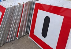 Очаква се доставка и на шамандури и плавателни съдове за