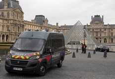 Историческият ущърб обаче е несравним заяви прокурорката на ПарижПрокурорът на