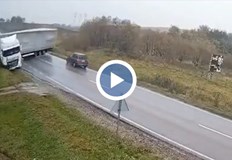 Катастрофата е станала на DN2 край Дръгушени известен като пътят