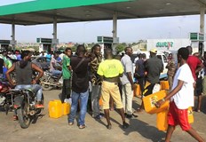 Къде по света литър гориво струва по малко от бутилка водаВ