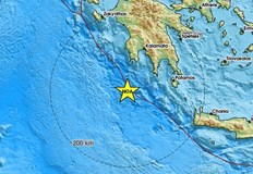 Трусът е регистриран в морето няма данни за пострадали и