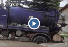 Жители алармират че улицата не е ремонтирана от над 40