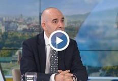 Здраво мнозинство спаси Европейската комисия от два вота на недовериеЕвропейската