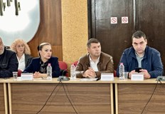 Партията обеща да информира евродепутатите си и да се срещне