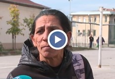 Изказването на майката идва след днешния инцидент при който осмокласник