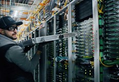 Проблем с DNS в център в Северна Вирджиния е причинил