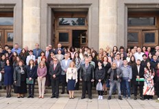 Ден на отворените врати събра граждани в историческата сградаС богата