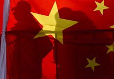 Пекин държи веригите за доставки в ръцете си а Западът