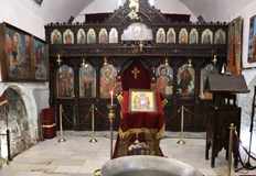 Православната църква почита на 16 октомври стотника Лонгин повярвал в