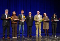 На тържествена церемония в Доходното здание русенски медици получиха почетни